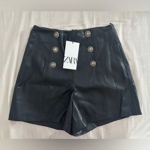 ZARA Faux leather short